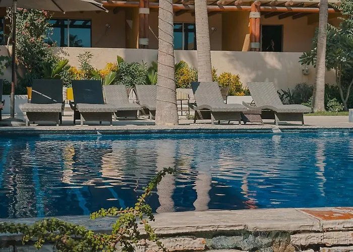 Hotel Patios 4*