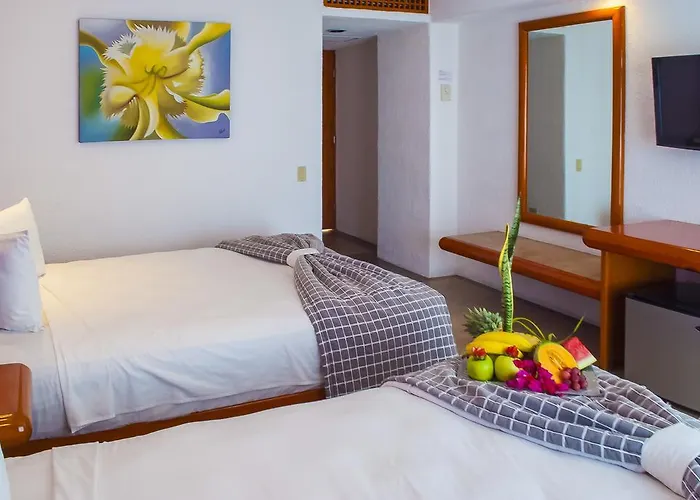 Patios Hotel 4*